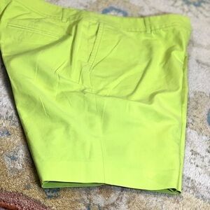 💚Layfayette 148, New York, Luxury Lime Shorts, Ex. Condition,The Gold Standard!